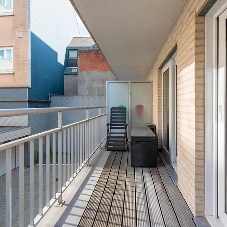 Modern With Furniture Apartment *