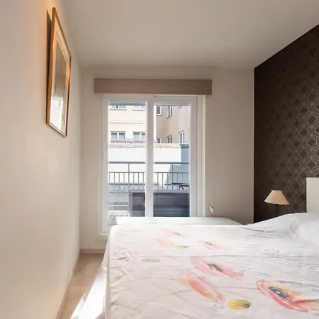 By The In With Terrace Lejlighed