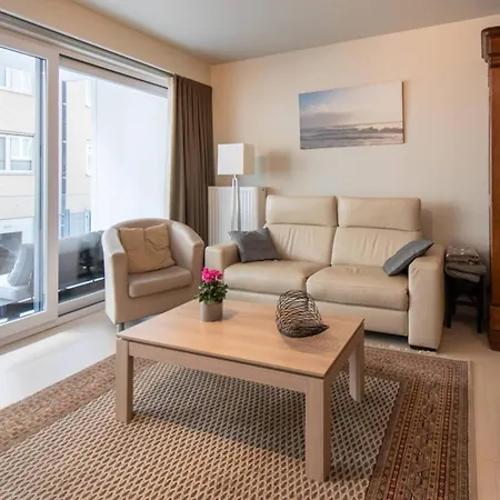 Modern With Furniture *