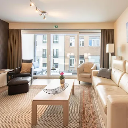 Modern With Furniture *