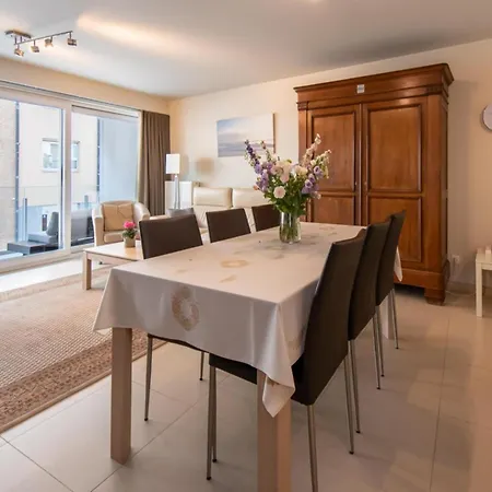 Apartment Modern With Furniture *