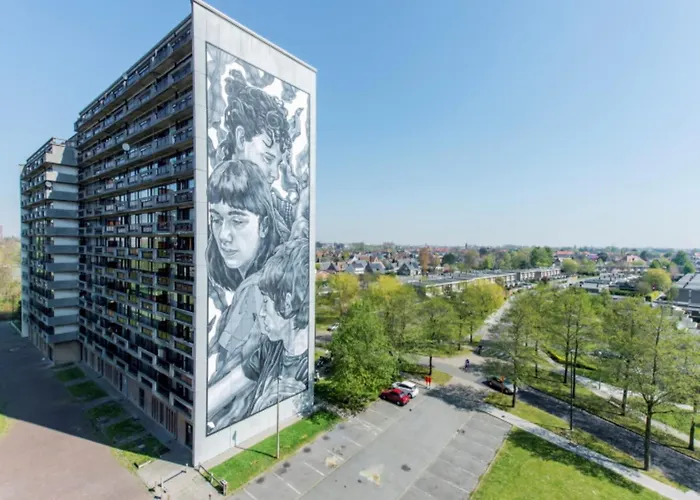 By The In With Terrace * Ostend